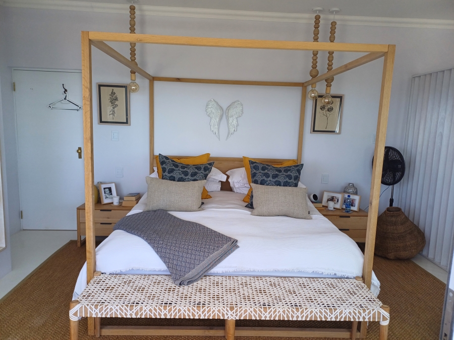 4 Bedroom Property for Sale in Sandy Point Western Cape